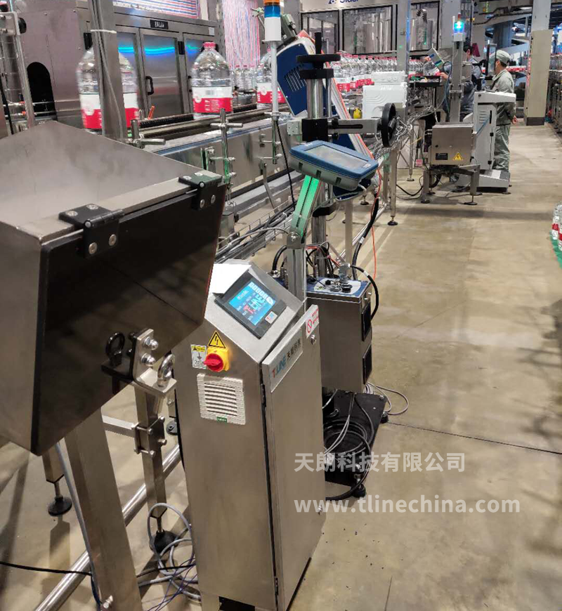 農(nóng)夫山泉標(biāo)簽檢測(cè)機(jī)